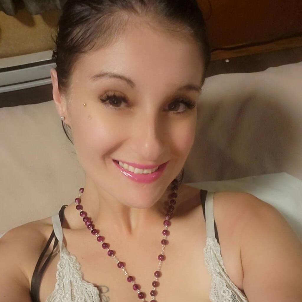 
                        Kelly
                     is Female Escorts. | Montreal | Quebec | Canada | EscortsLiaison