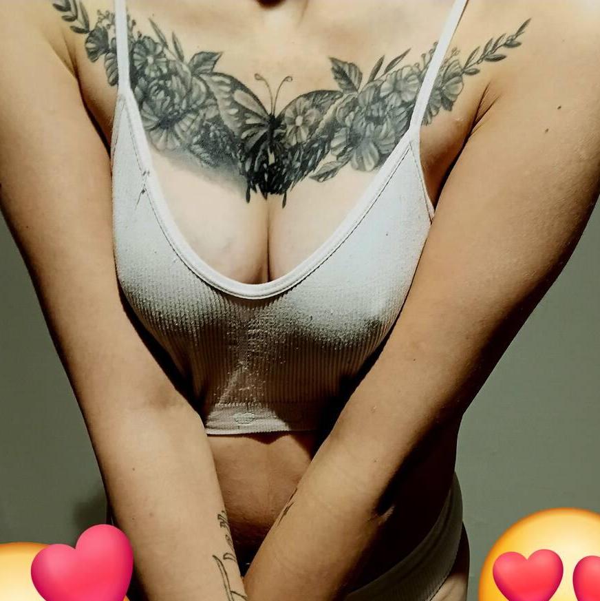 
                        Peach
                     is Female Escorts. | Montreal | Quebec | Canada | EscortsLiaison