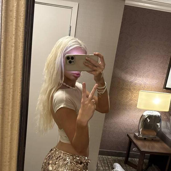 
                        Eden Alaska
                     is Female Escorts. | Edmonton | Alberta | Canada | EscortsLiaison