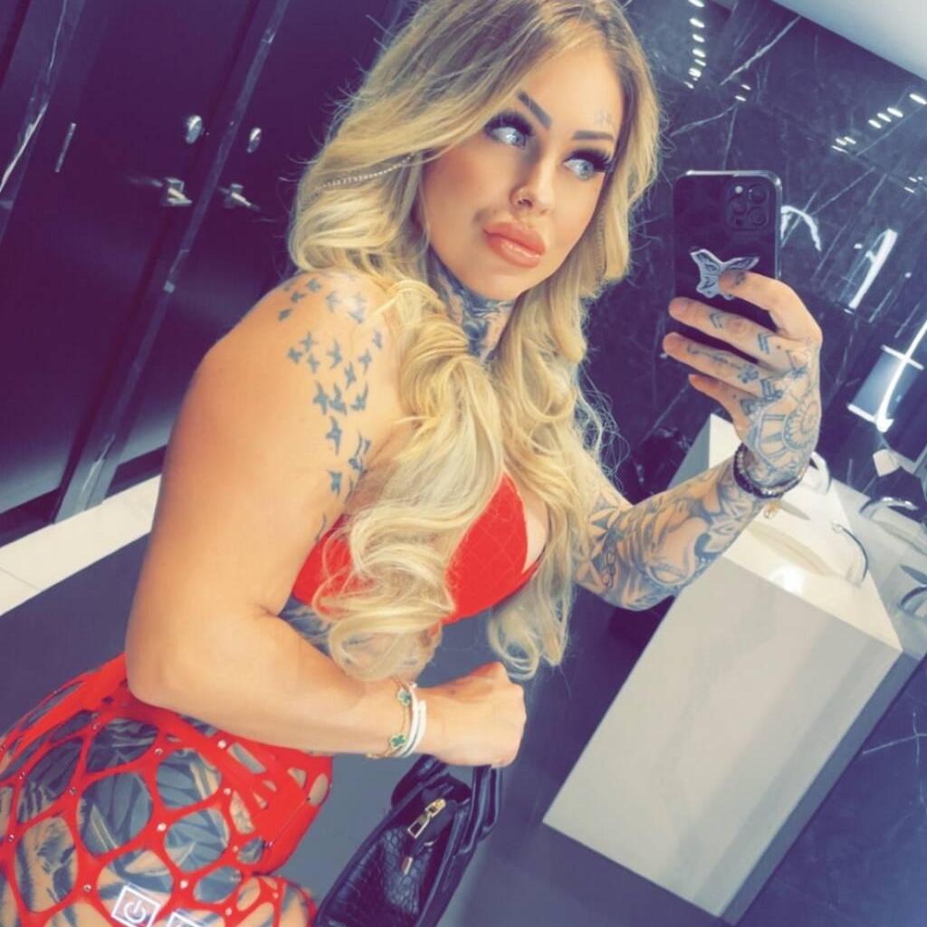 
                        Lexii luvv
                     is Female Escorts. | Comox Balley | British Columbia | Canada | EscortsLiaison