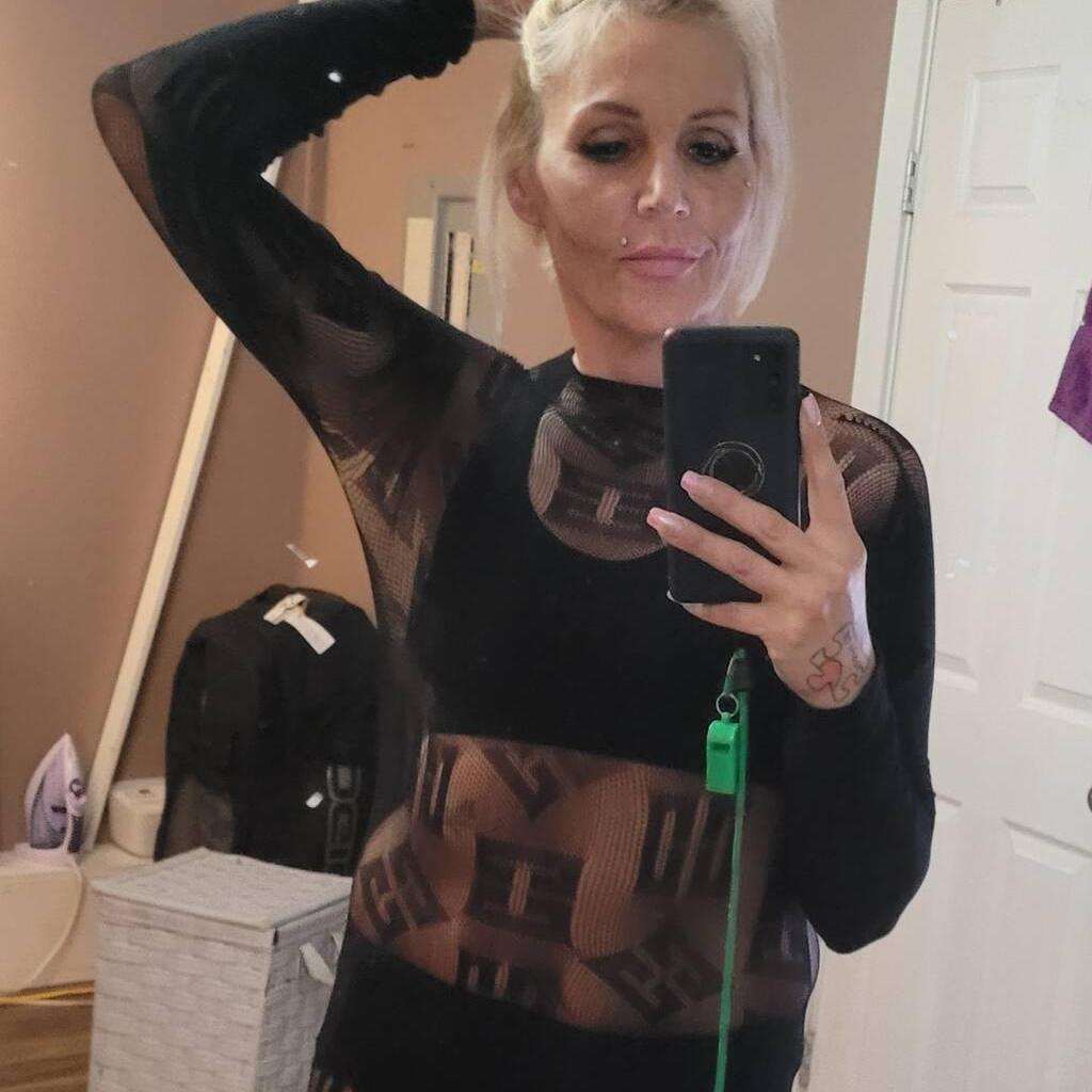 
                        Amber
                     is Female Escorts. | Abbotsford | British Columbia | Canada | EscortsLiaison