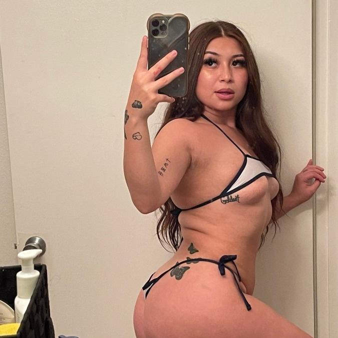  is Female Escorts. | Cedar Rapids | Iowa | United States | EscortsLiaison