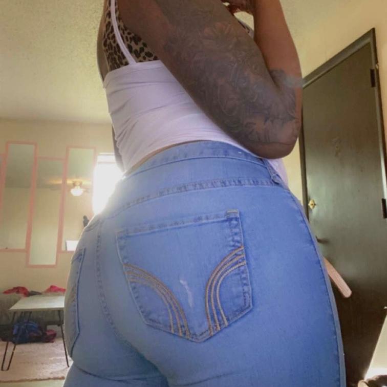  is Female Escorts. | Wichita | Kansas | United States | EscortsLiaison