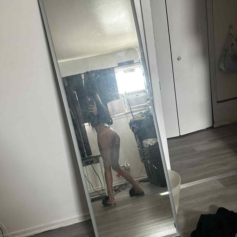  is Female Escorts. | La Salle County | Illinois | United States | EscortsLiaison