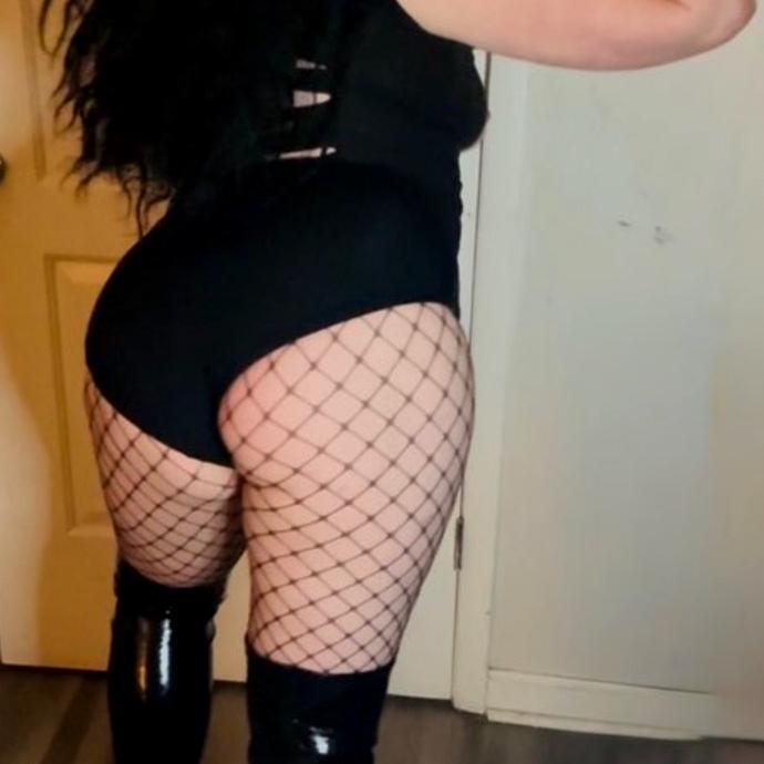  is Female Escorts. | Cincinnati | Ohio | United States | EscortsLiaison