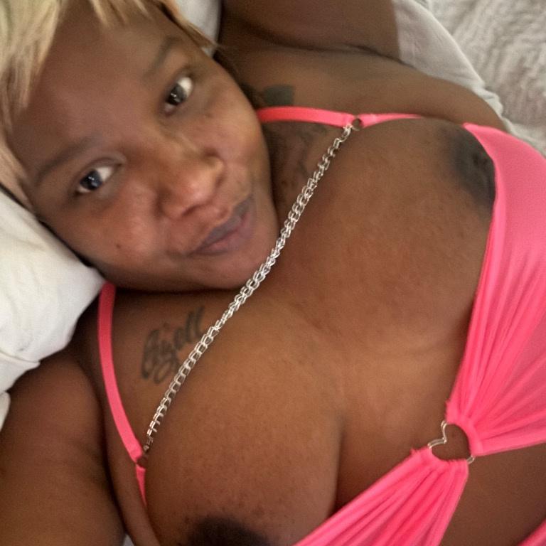  is Female Escorts. | Martinsburg | West Virginia | United States | EscortsLiaison