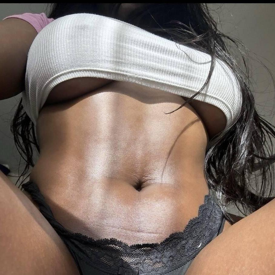 
                        Layla
                     is Female Escorts. | Barrie | Ontario | Canada | EscortsLiaison