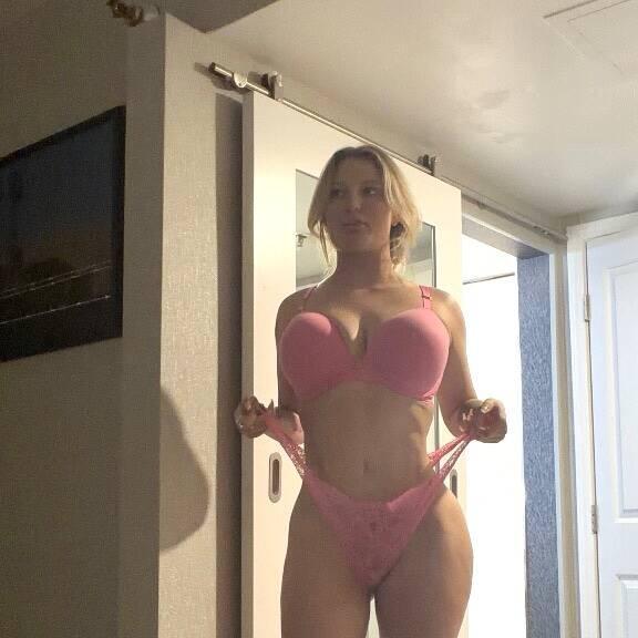 
                        Mila
                     is Female Escorts. | Medicine Hat | Alberta | Canada | EscortsLiaison