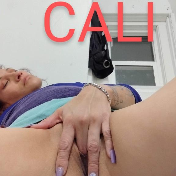  is Female Escorts. | Winnipeg | Manitoba | Canada | EscortsLiaison