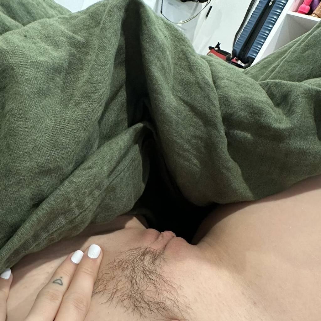 
                        Cynthia.
                     is Female Escorts. | Medicine Hat | Alberta | Canada | EscortsLiaison