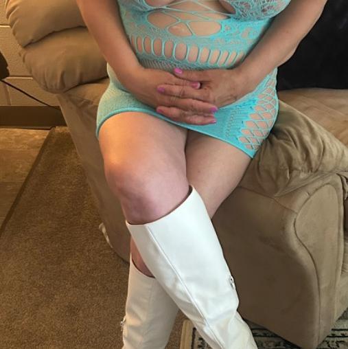  is Female Escorts. | Edmonton | Alberta | Canada | EscortsLiaison
