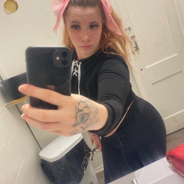  is Female Escorts. | Sandusky | Ohio | United States | EscortsLiaison