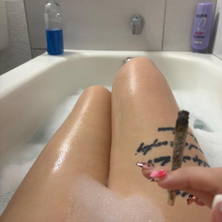  is Female Escorts. | Jacksonville | Florida | United States | EscortsLiaison