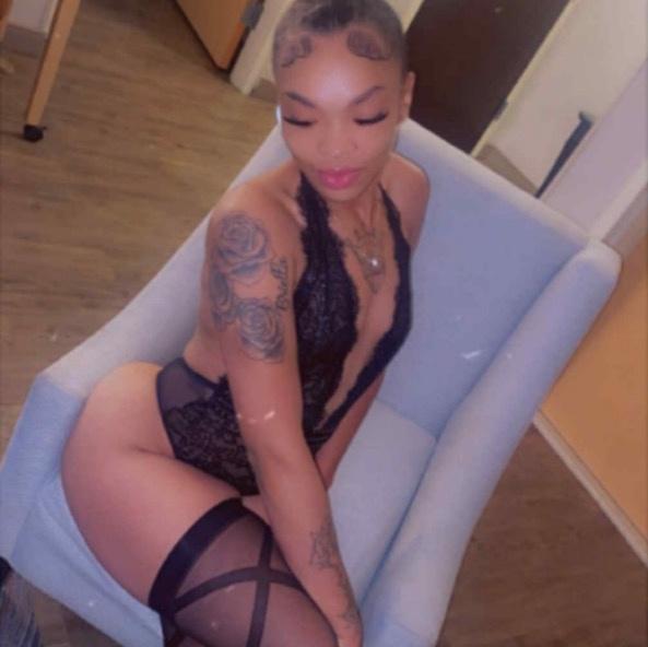  is Female Escorts. | Milwaukee | Wisconsin | United States | EscortsLiaison