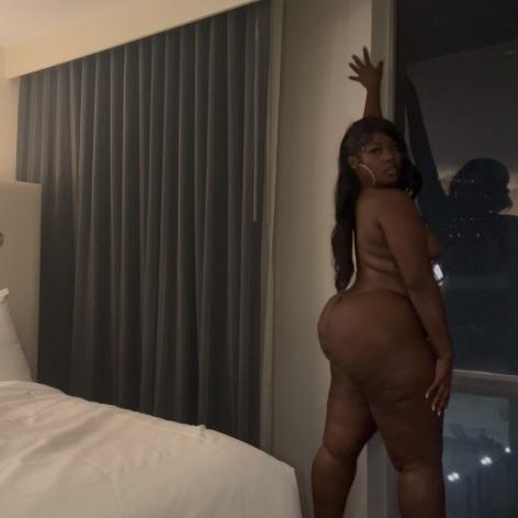  is Female Escorts. | Oklahoma City | Oklahoma | United States | EscortsLiaison