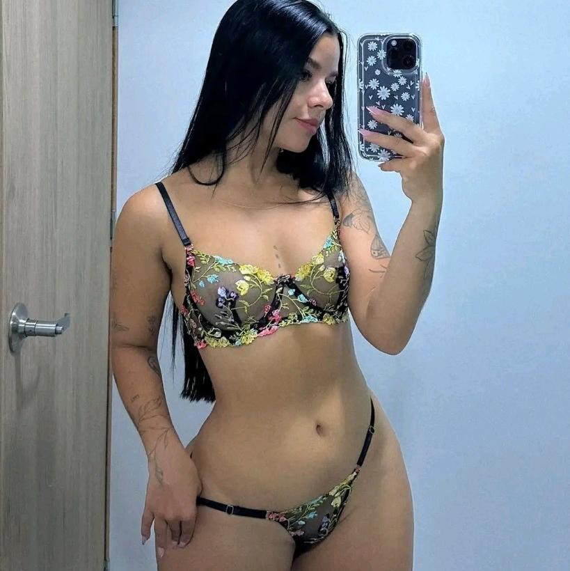  is Female Escorts. | Orlando | Florida | United States | EscortsLiaison