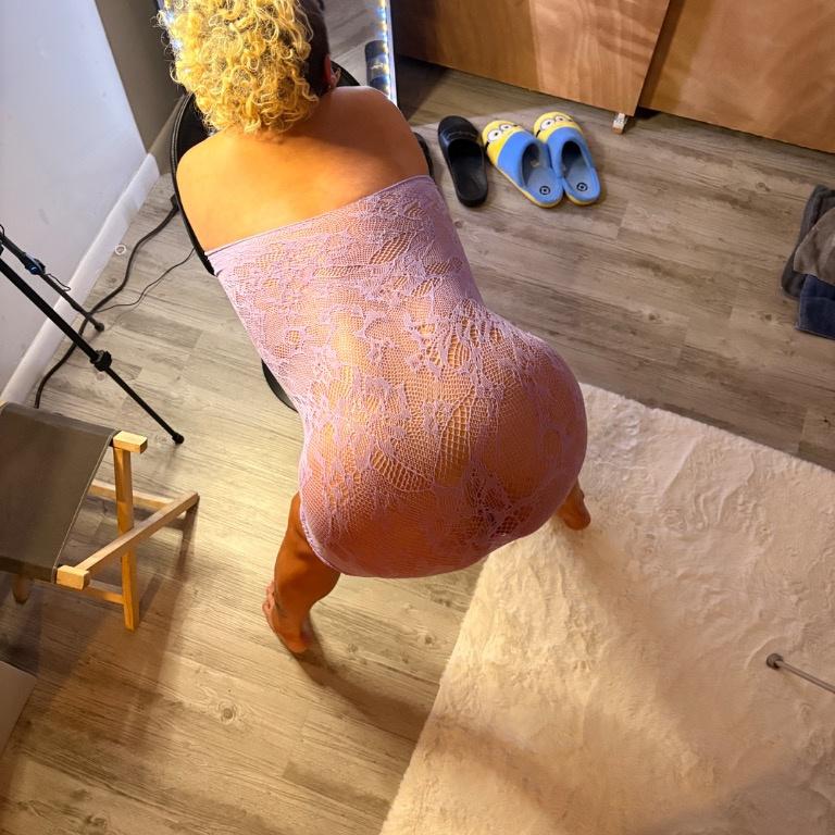  is Female Escorts. | Lawrence | Kansas | United States | EscortsLiaison