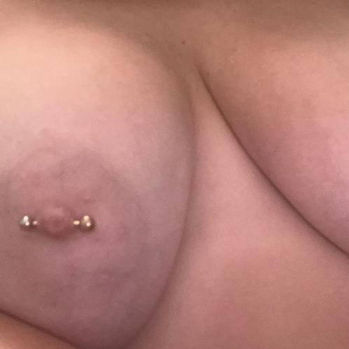  is Female Escorts. | Gadsden | Alabama | United States | EscortsLiaison