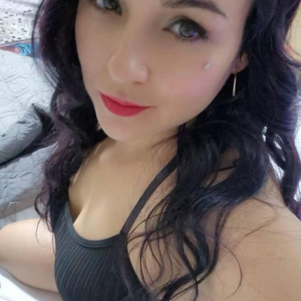 
                        Emily
                     is Female Escorts. | Toronto | Ontario | Canada | EscortsLiaison