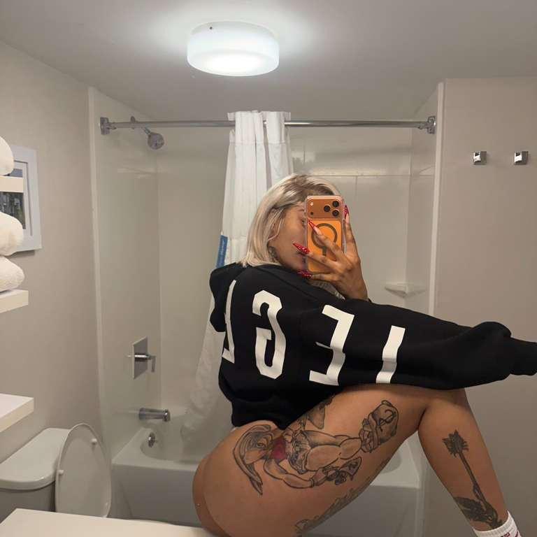  is Female Escorts. | Savannah | Georgia | United States | EscortsLiaison