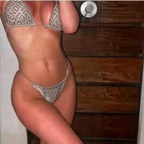 
                        Camelle
                     is Female Escorts. | Moncton | New Brunswick | Canada | EscortsLiaison