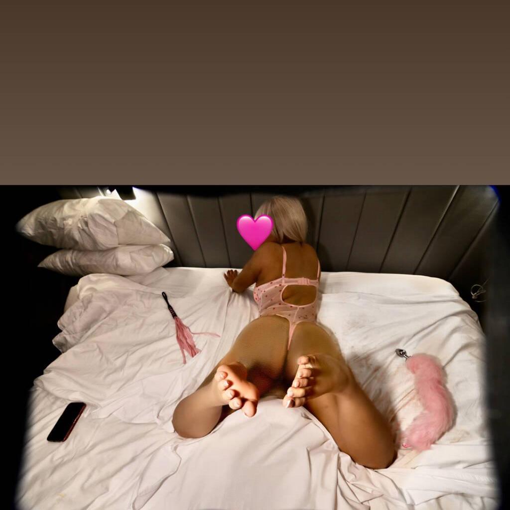 
                        Yomi Kawasaki
                     is Female Escorts. | belleville | Ontario | Canada | EscortsLiaison