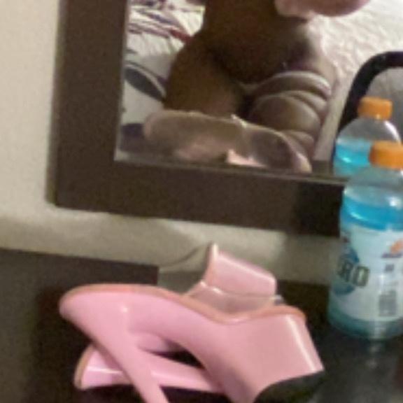  is Female Escorts. | Bakersfield | California | United States | EscortsLiaison