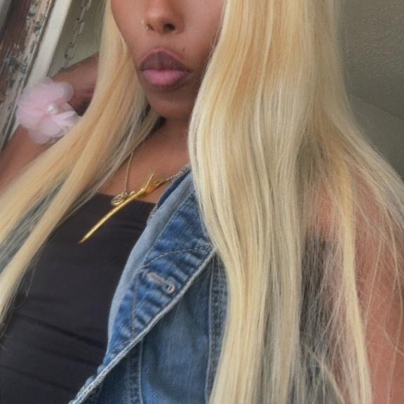  is Female Escorts. | Rockford | Illinois | United States | EscortsLiaison