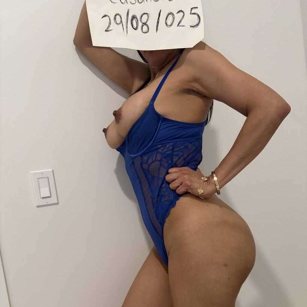 
                        Casandra lopez
                     is Female Escorts. | Montreal | Quebec | Canada | EscortsLiaison