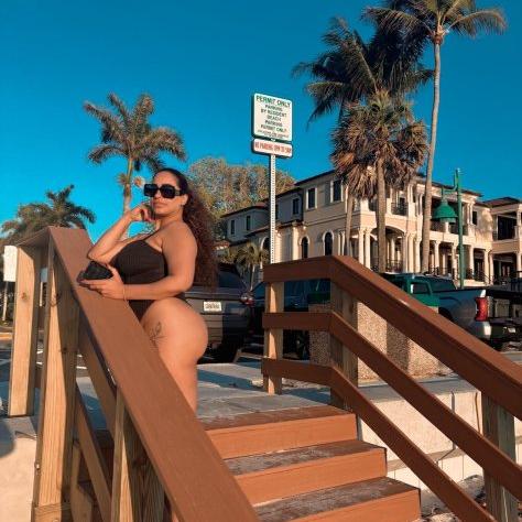  is Female Escorts. | Sarasota / Bradenton | Florida | United States | EscortsLiaison