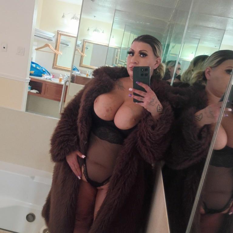  is Female Escorts. | Inland Empire | California | United States | EscortsLiaison