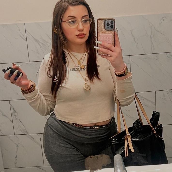  is Female Escorts. | Lake Charles | Louisiana | United States | EscortsLiaison