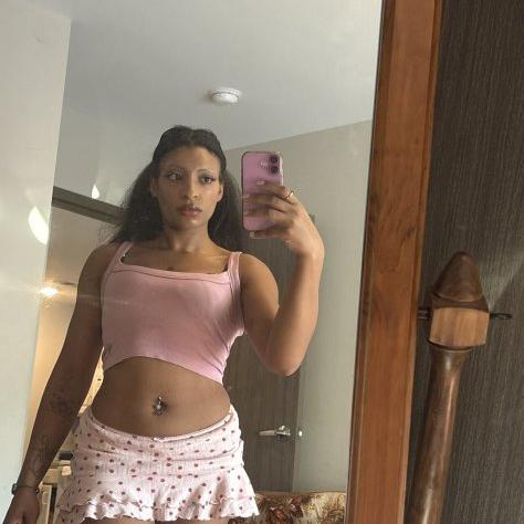  is Female Escorts. | Chicago Falls | Illinois | United States | EscortsLiaison