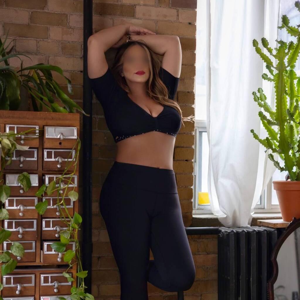 
                        Heather Heartwell
                     is Female Escorts. | Hamilton | Ontario | Canada | EscortsLiaison