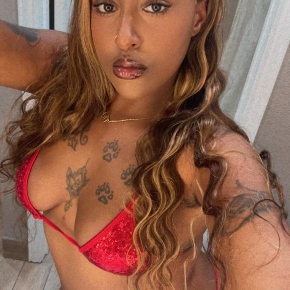  is Female Escorts. | Battle Creek | Michigan | United States | EscortsLiaison