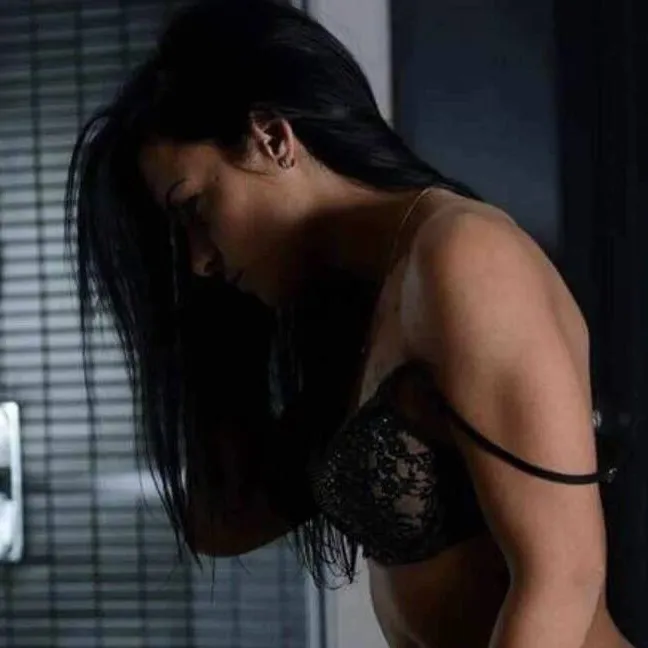 
                        Ely Paradise-CASH
                     is Female Escorts. | Saguenay | Quebec | Canada | EscortsLiaison