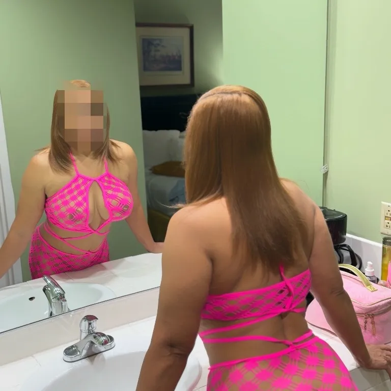  is Female Escorts. | Inland Empire | California | United States | EscortsLiaison