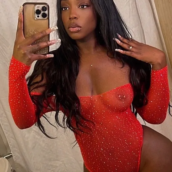  is Female Escorts. | Sioux Falls | South Dakota | United States | EscortsLiaison