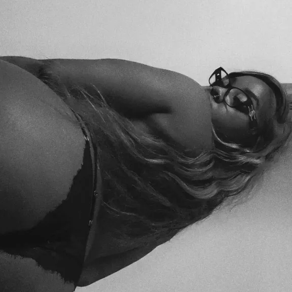  is Female Escorts. | Everett | Washington | United States | EscortsLiaison