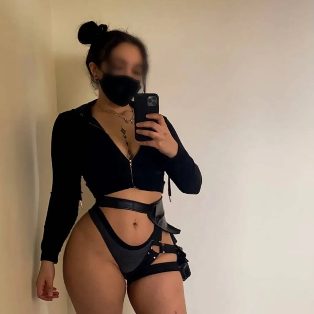 
                        Liyah
                     is Female Escorts. | Toronto | Ontario | Canada | EscortsLiaison