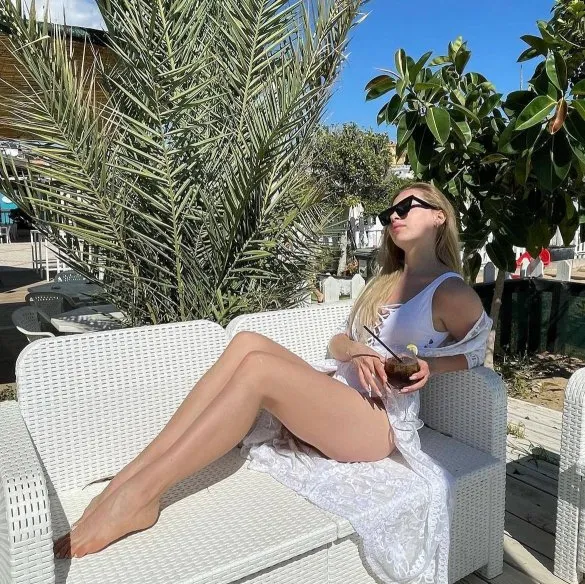  is Female Escorts. | Queens | New York | United States | EscortsLiaison