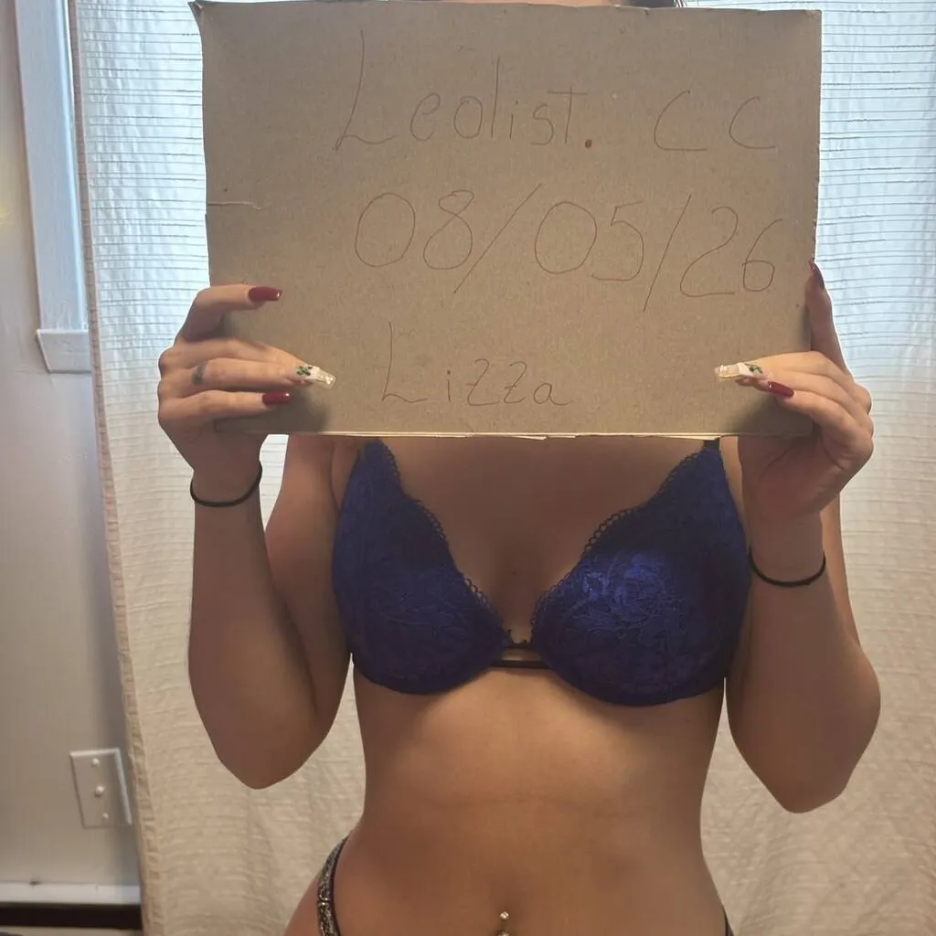 
                        Lizza
                     is Female Escorts. | Montreal | Quebec | Canada | EscortsLiaison