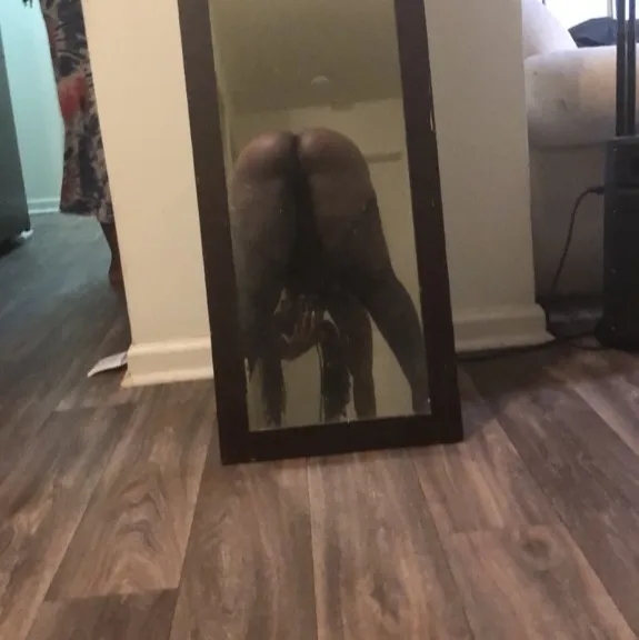  is Female Escorts. | Long Island | New York | United States | EscortsLiaison