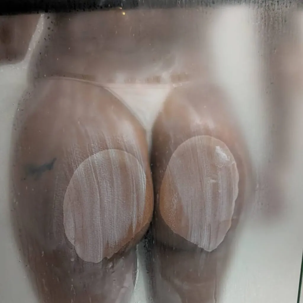 
                        Melissa
                     is Female Escorts. | windsor | Ontario | Canada | EscortsLiaison