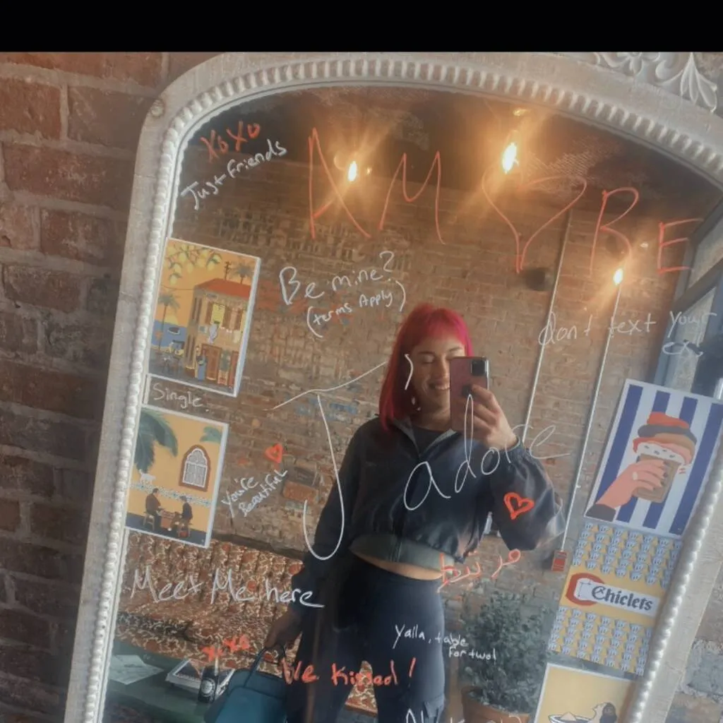 
                        Em
                     is Female Escorts. | Hamilton | Ontario | Canada | EscortsLiaison