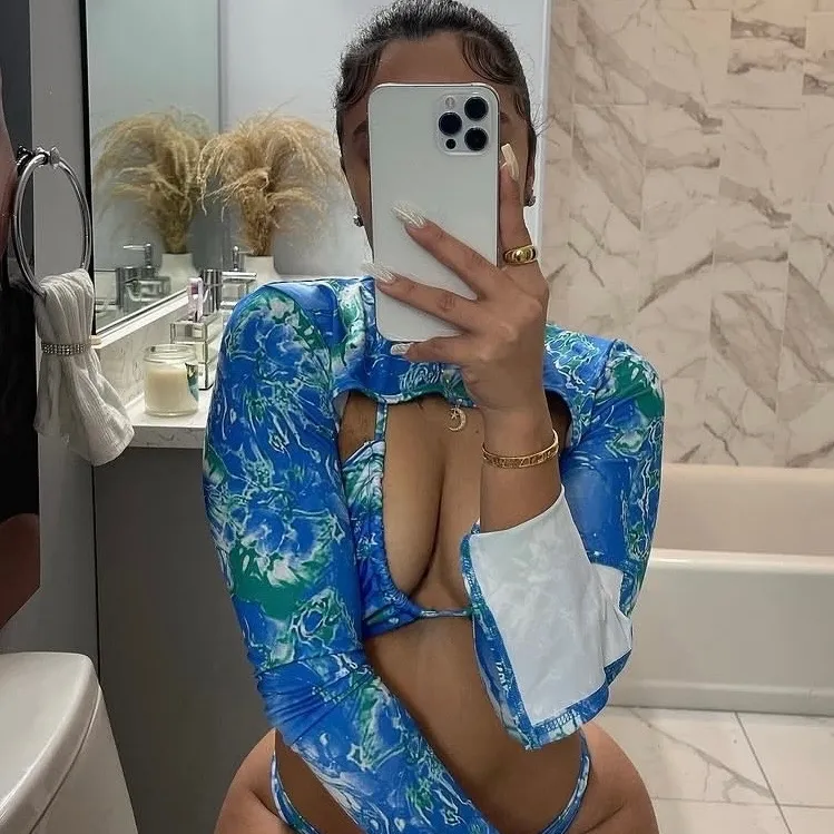  is Female Escorts. | Long Island | New York | United States | EscortsLiaison
