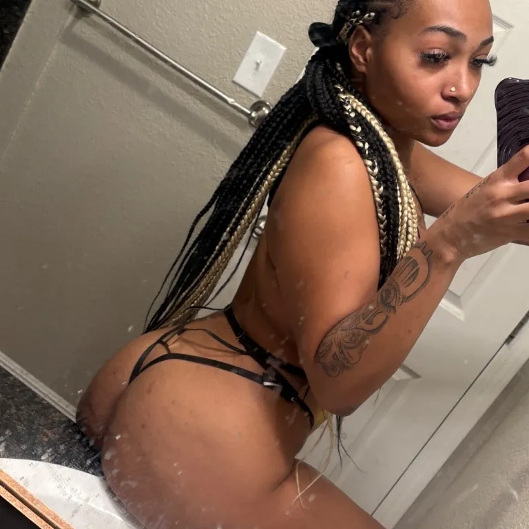  is Female Escorts. | Chambana | Illinois | United States | EscortsLiaison