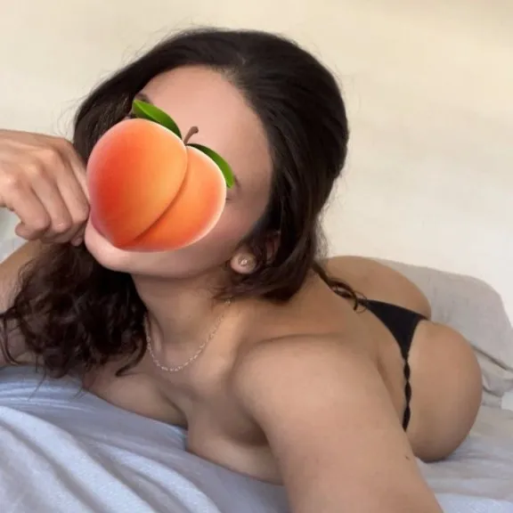  is Female Escorts. | San Fernando Valley | California | United States | EscortsLiaison