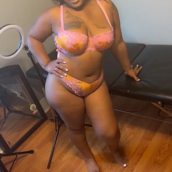  is Female Escorts. | Peoria | Illinois | United States | EscortsLiaison