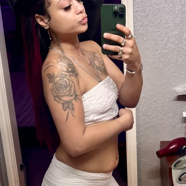  is Female Escorts. | Lawrence | Kansas | United States | EscortsLiaison